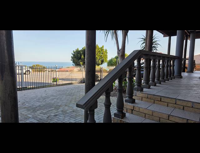 7 BEDROOM HOUSE FOR SALE IN DANA BAY